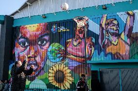 (SP)SOUTH AFRICA-CAPE TOWN-NETBALL WORLD CUP-MURAL