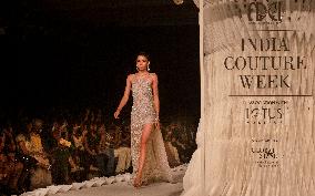 INDIA-NEW DELHI-FDCI INDIA COUTURE WEEK