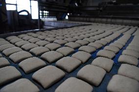 TÜRKIYE-ISTANBUL-BREAD PRODUCTION