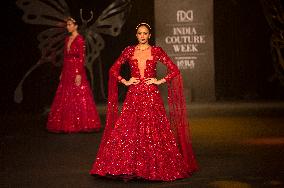 INDIA-NEW DELHI-FASHION SHOW-COUTURE WEEK