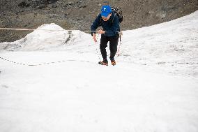 (EyesonSci)CHINA-QINGHAI-SCIENTIFIC EXPEDITION-YANGTZE HEADWATERS (CN)