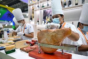 CHINA-HAINAN-CICPE-ITALIAN EXHIBITORS (CN)