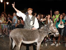 (SP)CROATIA-TRIBUNJ-DONKEY RACE