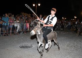 (SP)CROATIA-TRIBUNJ-DONKEY RACE