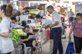 Xinhua Headlines: China moves to unleash market demand for stronger growth against external uncertainties