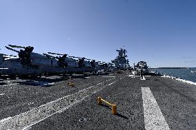 USS Kearsarge visits Helsinki
