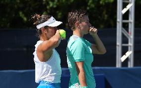 (SP)CANADA-TORONTO-TENNIS-NATIONAL BANK OPEN-WOMEN'S DOUBLES