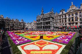 BELGIUM-BRUSSELS-FLOWER CARPET