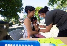 CANADA-TORONTO-COVID-19-VACCINE-CHILDREN