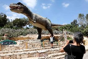 MIDEAST-JERUSALEM-MODEL DINOSAURS-EXHIBITION