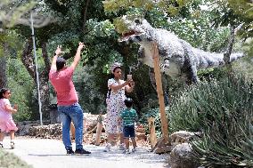MIDEAST-JERUSALEM-MODEL DINOSAURS-EXHIBITION