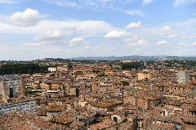 ITALY-SIENA-DAILY LIFE
