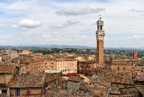 ITALY-SIENA-DAILY LIFE