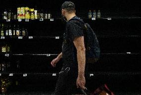 Xinhua Headlines: EU's economic outlook dimmed by inflation, energy crisis