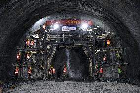 CHINA-GUANGXI-RAILWAY-TUNNEL-CONSTRUCTION (CN)