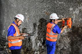 CHINA-GUANGXI-RAILWAY-TUNNEL-CONSTRUCTION (CN)