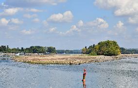 GERMANY-RIVER RHINE-WATER LEVEL