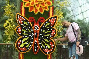 SINGAPORE-FLORAL DISPLAY