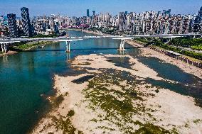 CHINA-CHONGQING-JIALING RIVER-WATER LEVEL (CN)