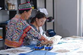 CHINA-GUIZHOU-GUIYANG-INTANGIBLE CULTURAL HERITAGE-BATIK (CN)