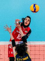 (SP)THE PHILIPPINES-PASIG CITY-VOLLEYBALL-AVC CUP-WOMEN-VIETNAM VS IRAN