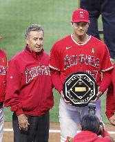 Baseball: Angels owner Arte Moreno exploring sale of team