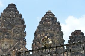 THAILAND-LOPBURI-MONKEYS