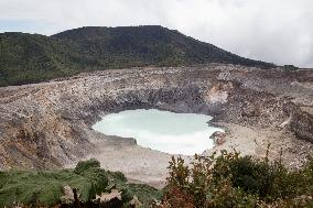 COSTA RICA-ALAJUELA-POAS VOLCANO