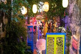 MALAYSIA-KUALA LUMPUR-MID-AUTUMN FESTIVAL-ART INSTALLATION