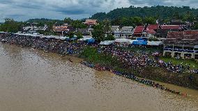 LAOS-VIENTIANE-LUANG PRABANG-DRAGON BOAT RACING