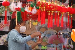 U.S.-SAN FRANCISCO-CHINATOWN AUTUMN MOON FESTIVAL