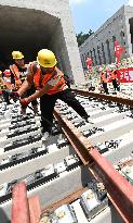 CHINA-FUZHOU-XIAMEN-HIGH-SPEED RAILWAY-TRACK-LAYING (CN)