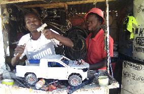 NAMIBIA-YOUNG ENGINEERS-HAND-MADE TOY CARS-BUSINESS OPPORTUNITIES