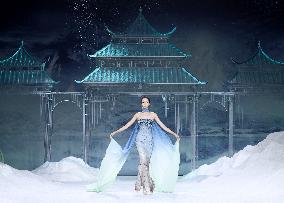 CHINA-BEIJING-FASHION WEEK (CN)
