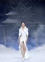 CHINA-BEIJING-FASHION WEEK (CN)