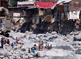 PAKISTAN-SWAT-FLOOD-DAMAGE