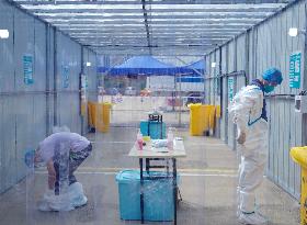 CHINA-SICHUAN-CHENGDU-COVID-19-AIR-INFLATED TESTING LABS (CN)