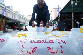 CHINA-HEILONGJIANG-FUYUAN-FISH MARKET (CN)