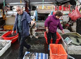 CHINA-HEILONGJIANG-FUYUAN-FISH MARKET (CN)