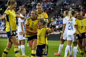 Women's World Championships qualifying match between Finland and Sweden