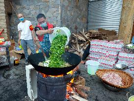 CHINA-SICHUAN-LUDING-EARTHQUAKE-FOOD (CN)