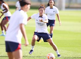 (SP)FRANCE-PARIS-FOOTBALL-PSG-LI MENGWEN