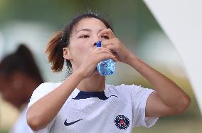 (SP)FRANCE-PARIS-FOOTBALL-PSG-LI MENGWEN