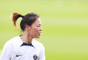 (SP)FRANCE-PARIS-FOOTBALL-PSG-LI MENGWEN