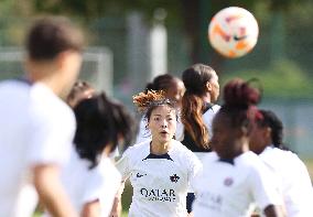 (SP)FRANCE-PARIS-FOOTBALL-PSG-LI MENGWEN