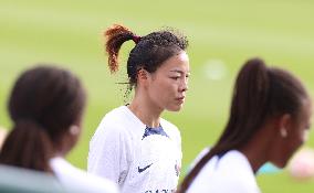 (SP)FRANCE-PARIS-FOOTBALL-PSG-LI MENGWEN