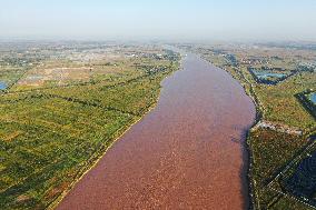 CHINA-INNER MONGOLIA-TOGTOH-YELLOW RIVER-AUTUMN SCENERY (CN)