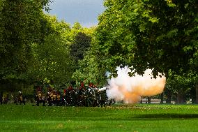 BRITAIN-LONDON-QUEEN ELIZABETH II-DEATH-GUN SALUTE