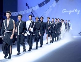 CHINA-BEIJING-FASHION WEEK (CN)