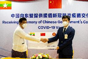 MYANMAR-YANGON-CHINA-COVID-19-VACCINE-DONATION